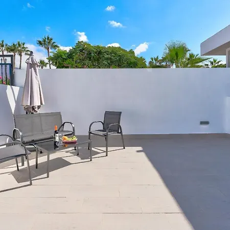 New Bungalow With Private Pool Appartement