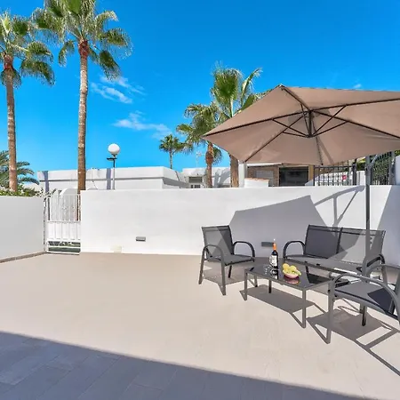 New Bungalow With Private Pool Apartment