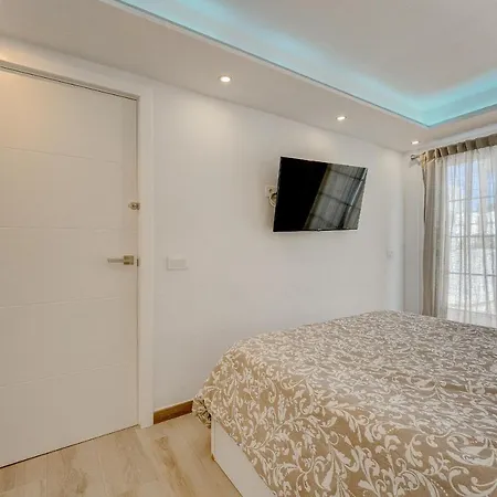 New Bungalow With Private Pool Apartment Callao Salvaje